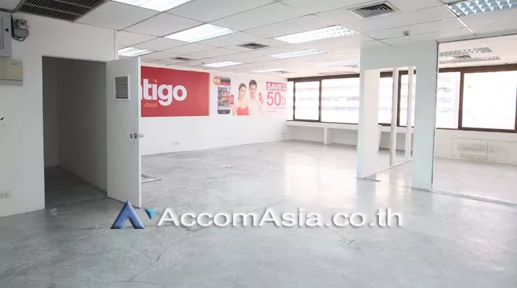 5  Office Space For Rent in Sukhumvit ,Bangkok BTS Asok - MRT Sukhumvit at Rajapark Building AA17104